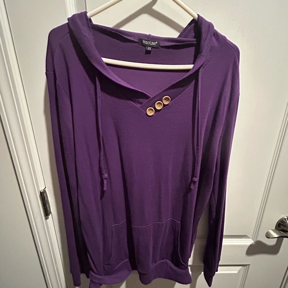 Voianlmo Purple Hooded Top with Button accents